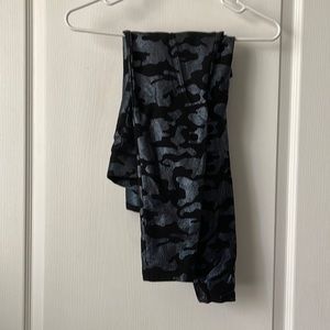 Metallic camo leggings